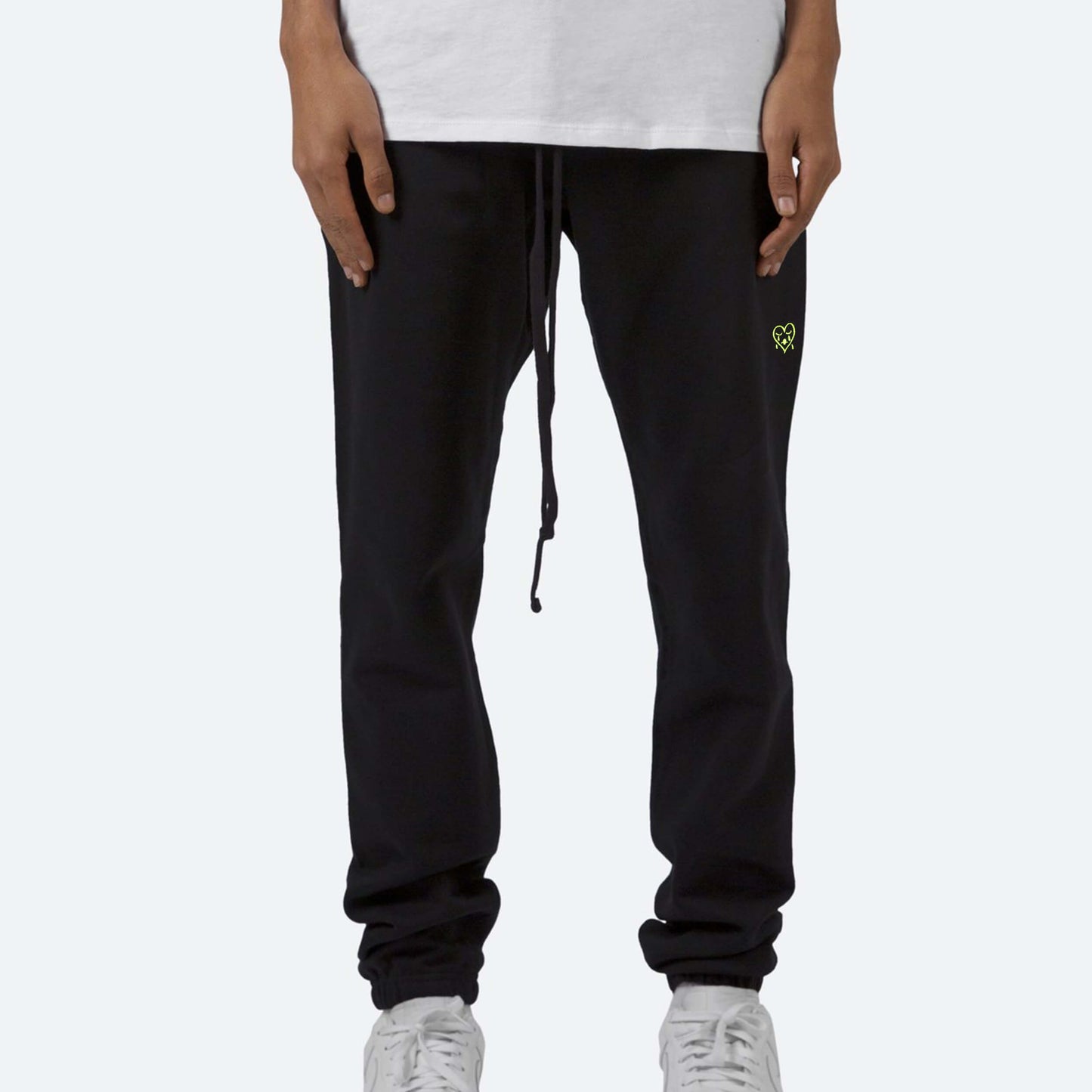 Embroidered Sweatpants | Black - XS